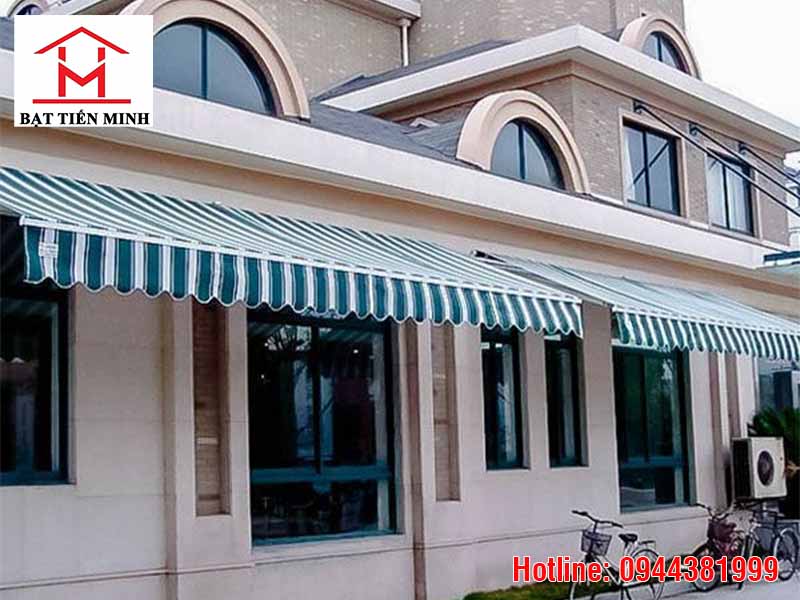 Bạt cuốn che nắng mưa ban công tại Hòa Bình 